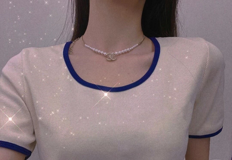 Ch**el necklaces